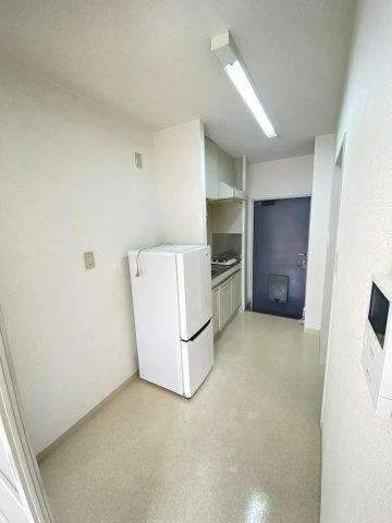 ハイツサンフラワーの居間・リビング