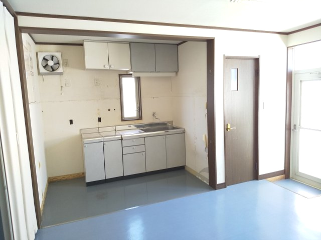 ６１０９３　岐阜市早田東町事務所のキッチン