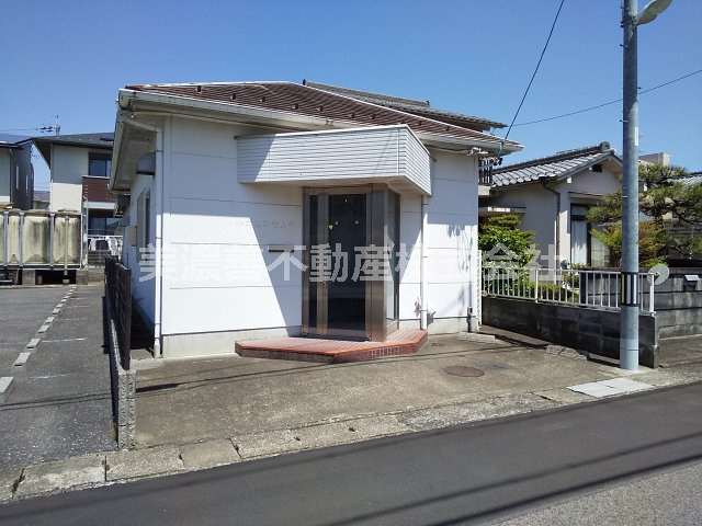 ６１０９３　岐阜市早田東町事務所の外観