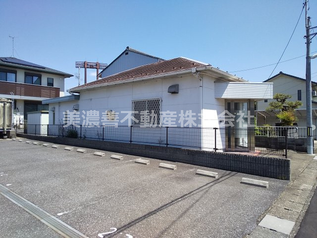 ６１０９３　岐阜市早田東町事務所の外観