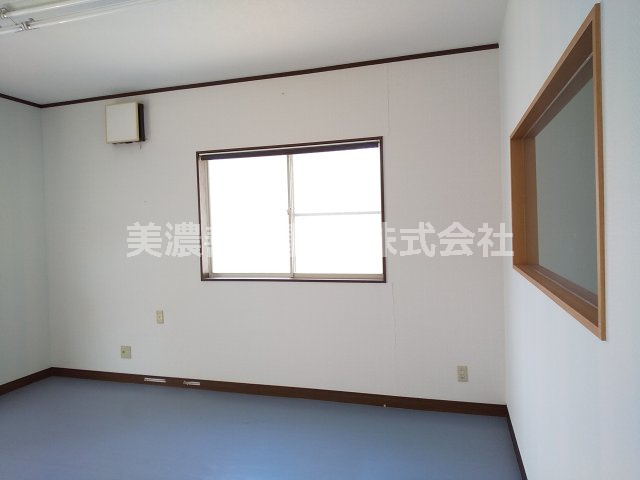 ６１０９３　岐阜市早田東町事務所の内装