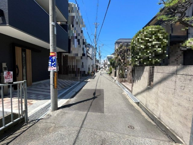 尼崎市瓦宮　新築戸建の前面道路含む現地写真