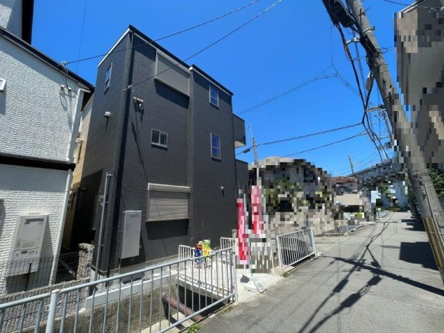 尼崎市瓦宮　新築戸建の外観