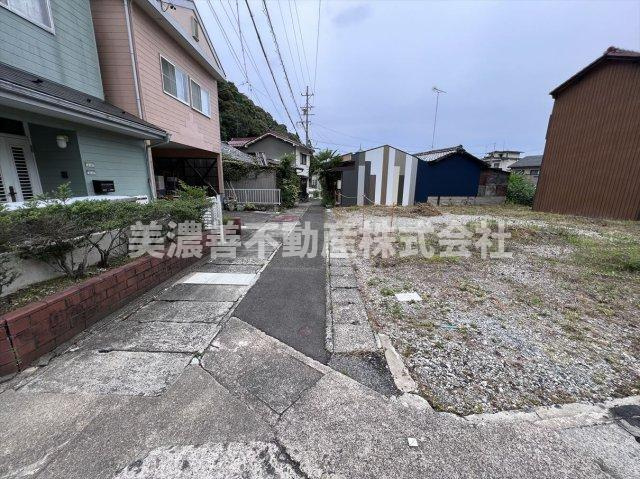 ６１１１７　岐阜市松山町土地の外観