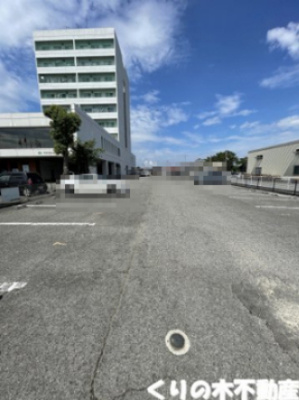 【駐車場】 | 情報センターマンション | 車をお持ちの方に嬉しい駐車場付きの物件です