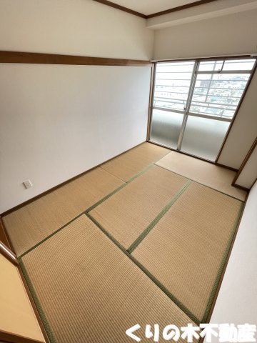【寝室】 | 情報センターマンション | 使い勝手のいい寝室です