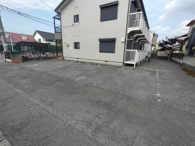 サンハイツアオイの駐車場|駐車場になります