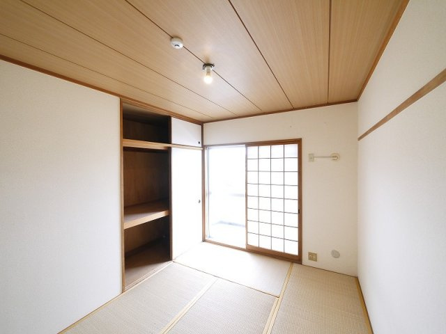 坂田マンションの収納|たっぷりとした収納スペースです