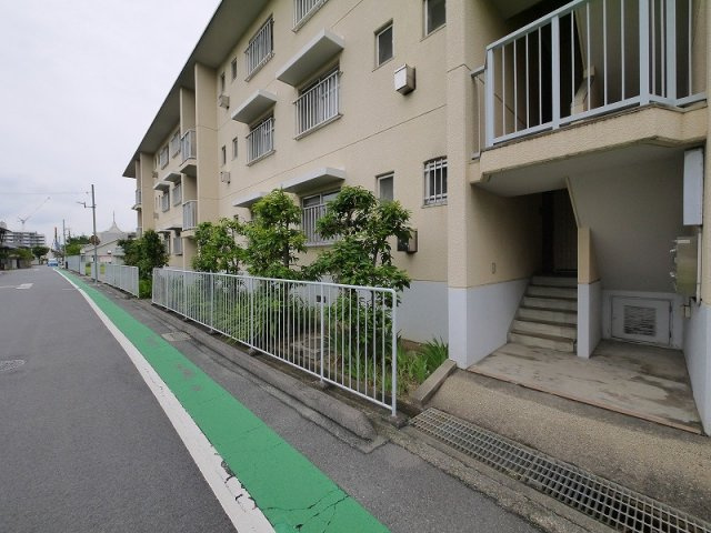 坂田マンションのその他共用部分|ゆったりとした共有スペース。