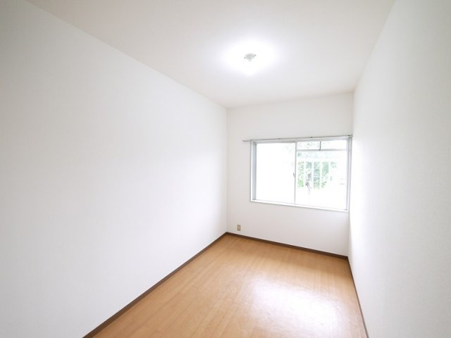 坂田マンションの寝室|寝室にぴったりのお部屋です