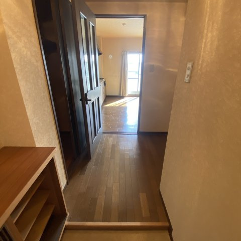 高橋マンションの玄関