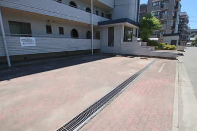 敷地内駐車場あり