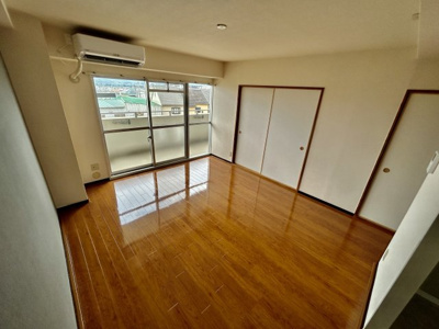 【居間・リビング】 | メゾンドール富田林