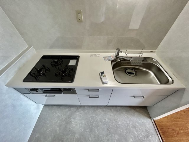 【キッチン】 | メゾンドール富田林