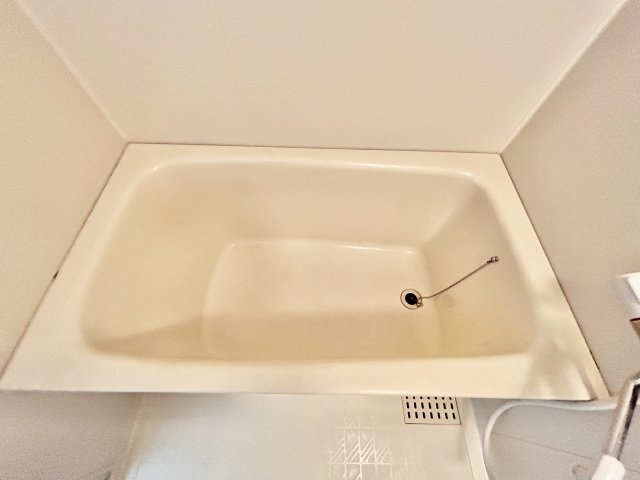 【浴室】 | メゾンドール富田林