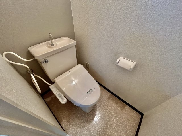 【トイレ】 | メゾンドール富田林