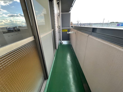 【バルコニー】 | リバティヒルズ