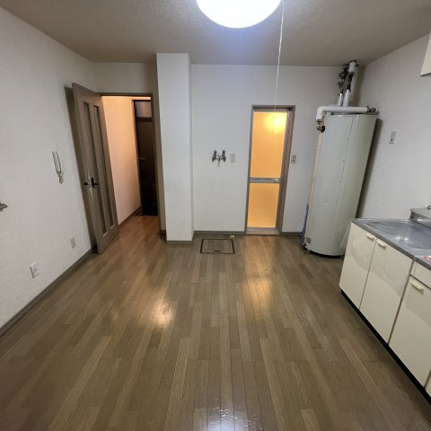 ハイツＴの居間・リビング