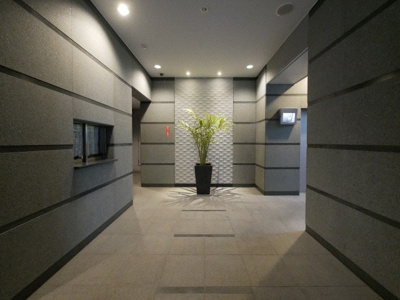 【その他】 | アーデンタワー福島ウエスト | ゆとりのあるエントランスです