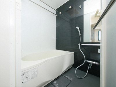 【浴室】 | アーデンタワー福島ウエスト | 落ち着いた空間のお風呂です