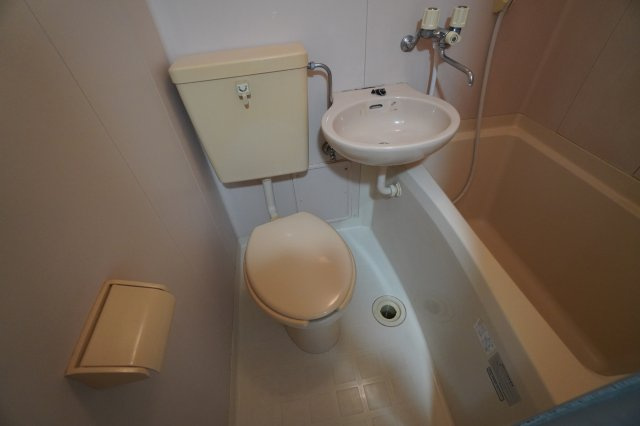 アルティメイトbuilding銀山町のトイレ|コンパクトで使いやすいトイレです