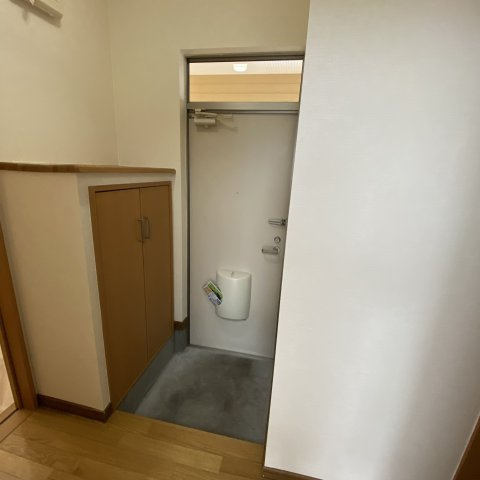 大昭センチュリービラの玄関