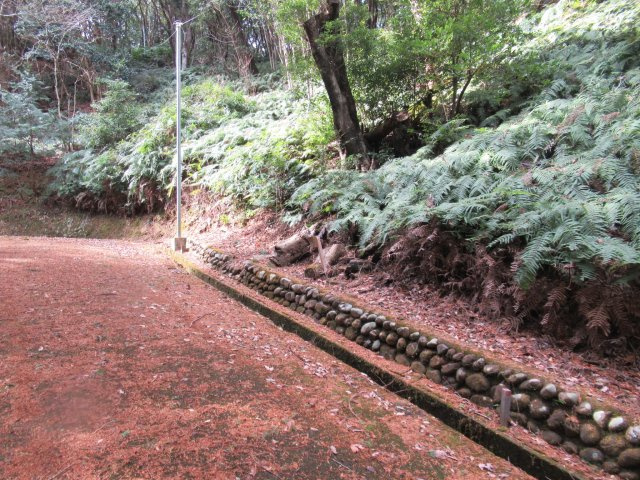 丸美リッチランド斧峠④の前面道路含む現地写真