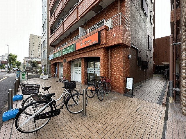 エクセル入谷２号館の外観|正面入り口