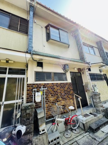 西京極堤下町の外観