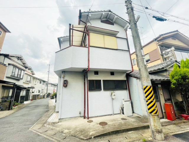 太秦一ノ井町の外観