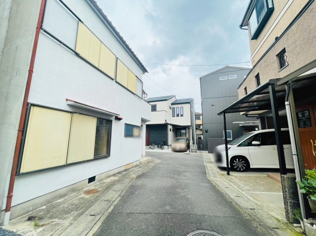 太秦一ノ井町の前面道路含む現地写真