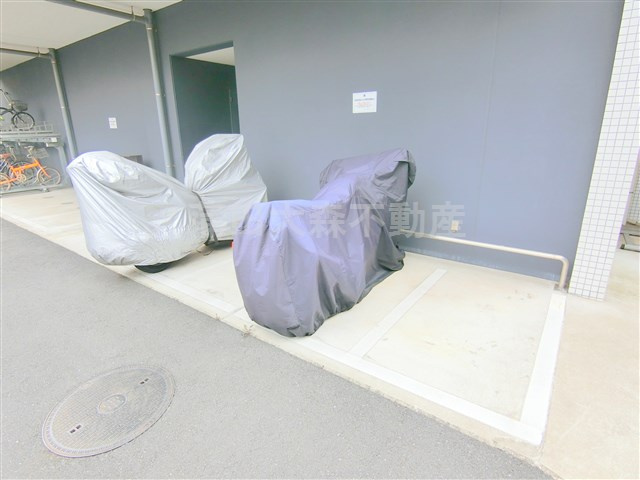 レジディア蒲田Ⅳのその他共用部分|敷地内バイク置き場　空き状況等詳細はお問合せください。