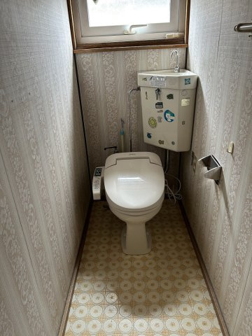 ◎釧路市駒場町　中古住宅のトイレ|2023/6撮影