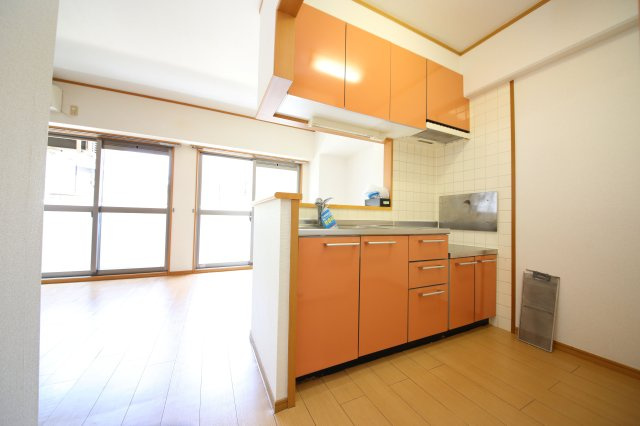 ヒルズ向イ山のキッチン