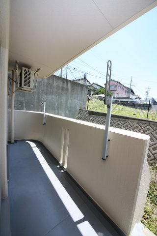 ヒルズ向イ山のバルコニー