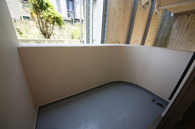 ヒルズ向イ山のバルコニー