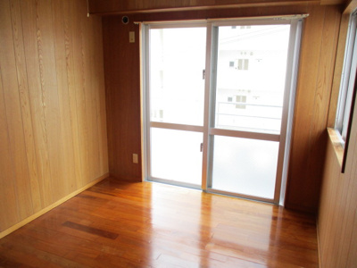 【洋室】 | コーポレインボー