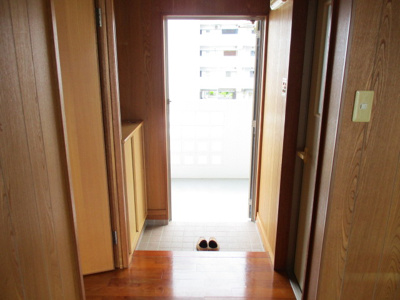 【玄関】 | コーポレインボー