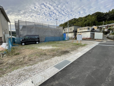 【前面道路含む現地写真】 | 売地　南国市久礼田（北東区画）　＠17.45