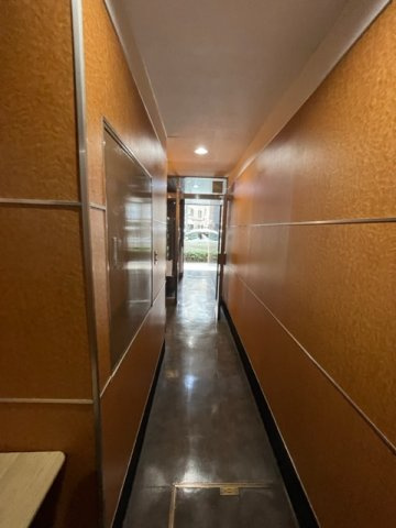 塩部ビルディングのロビー