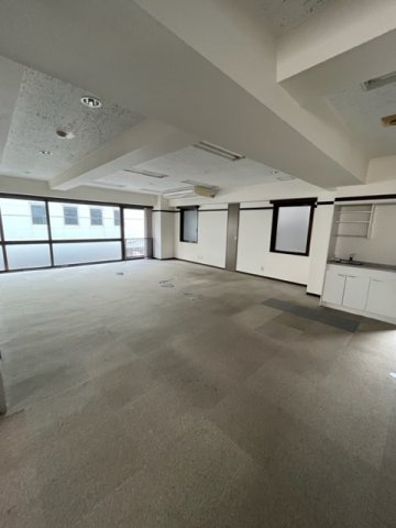 小田中ビルの内装