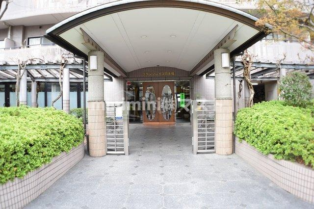 グランソレイユ日本橋のエントランス