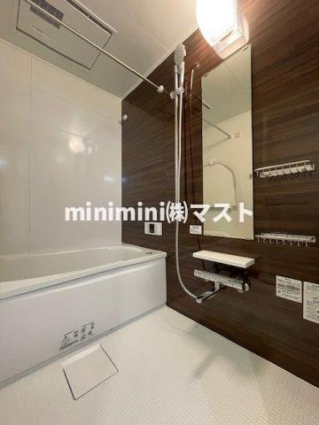 フロンティアタワー難波EASTの浴室