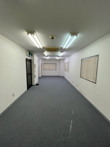 小柴ビルの内装