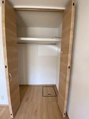 アントレの収納|1間分の収納は上までたっぷり使えます。