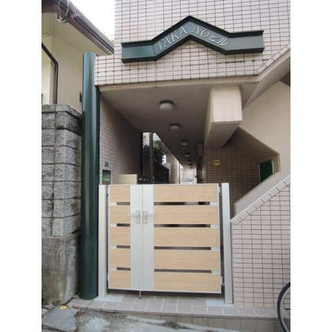 ＴＡＫＡＮＯビルのエントランス