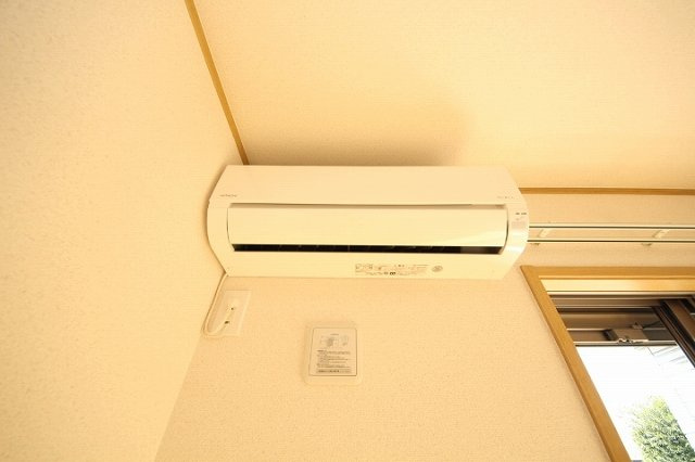 ウィンディタウン貝島Ⅱの設備|エアコンです