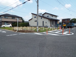 【前面道路含む現地写真】