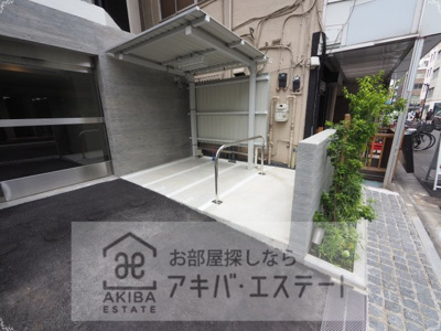 【エントランス】 | シーズンフラッツ上野御徒町