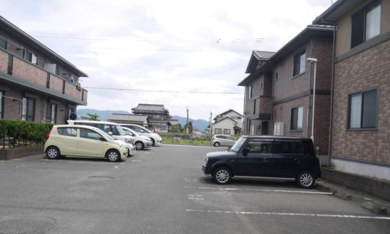 アネックスMⅡ（エムツー）【キャッシュバック対象物件】の駐車場|カースペースがあります